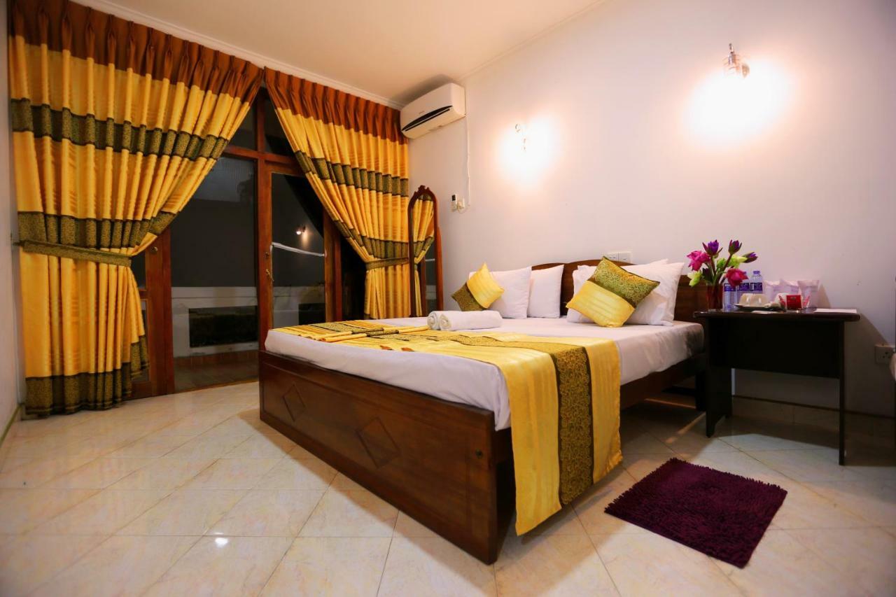 Hotel Mahaweli Spring Sirimalwatta Zewnętrze zdjęcie
