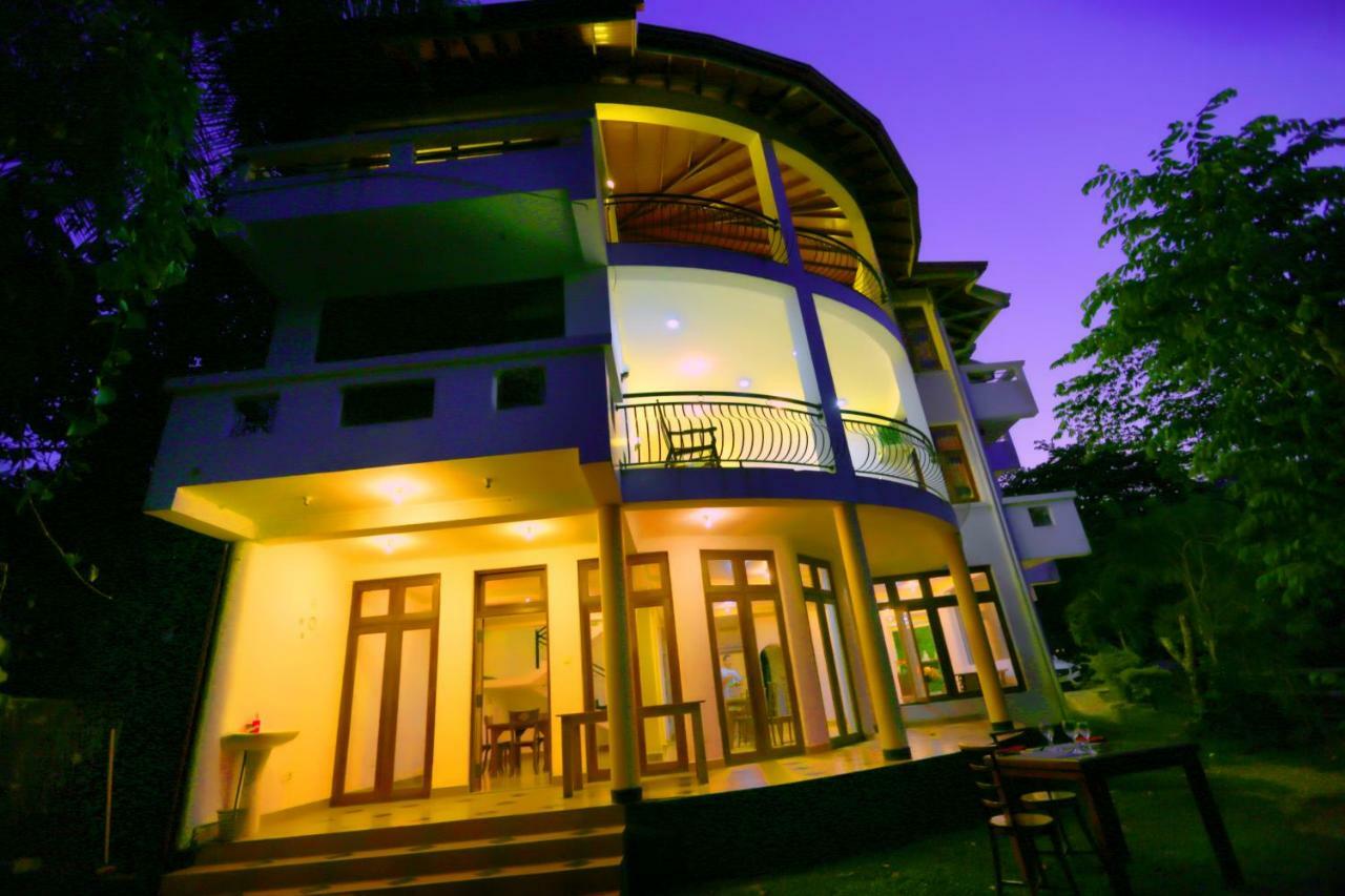 Hotel Mahaweli Spring Sirimalwatta Zewnętrze zdjęcie