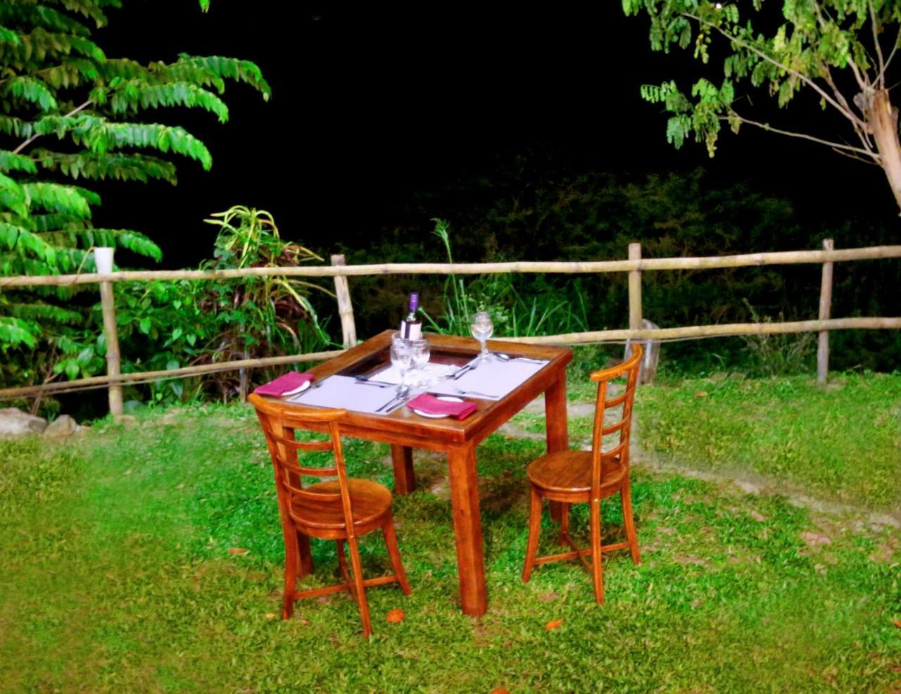 Hotel Mahaweli Spring Sirimalwatta Zewnętrze zdjęcie