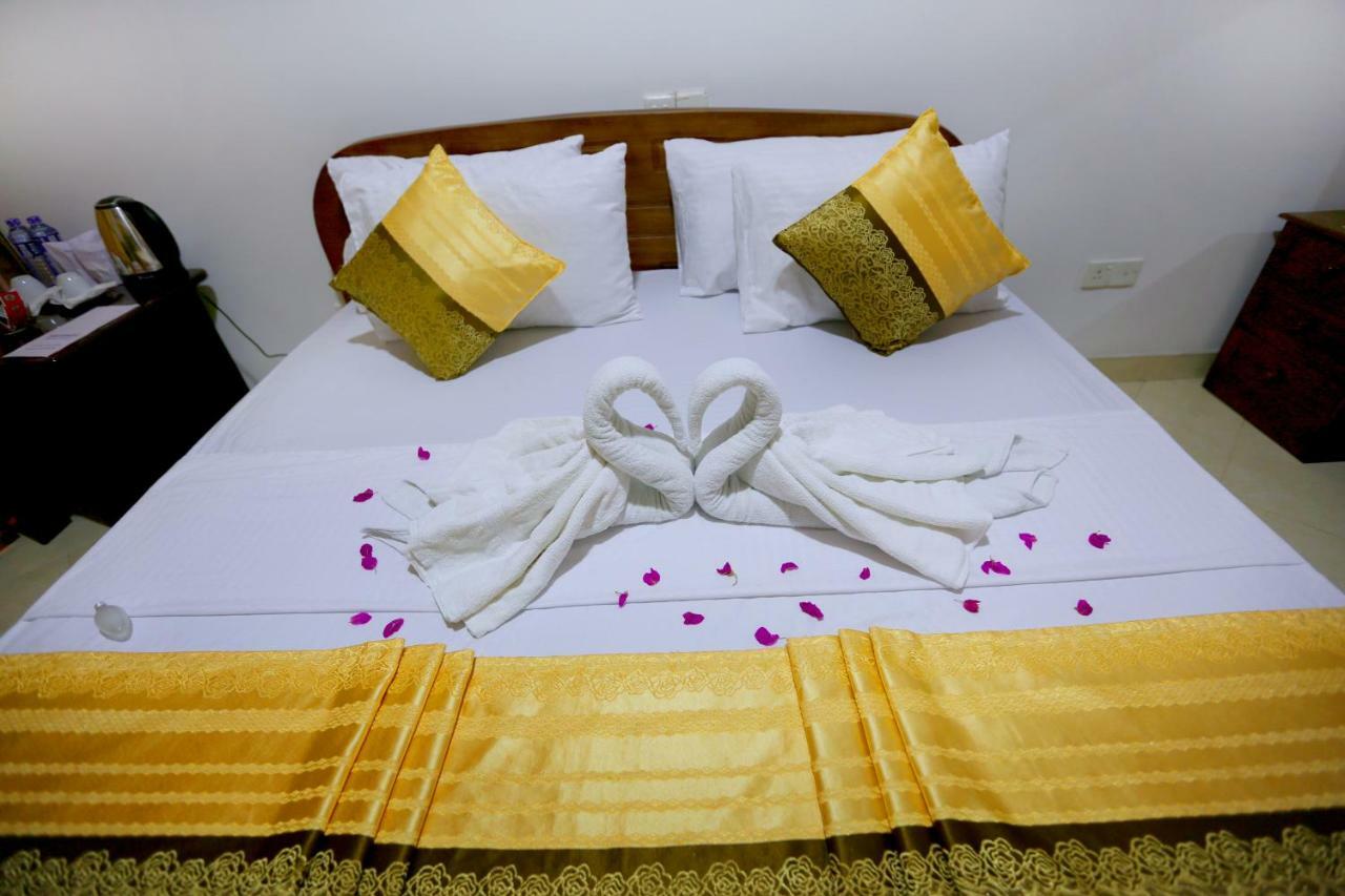 Hotel Mahaweli Spring Sirimalwatta Zewnętrze zdjęcie