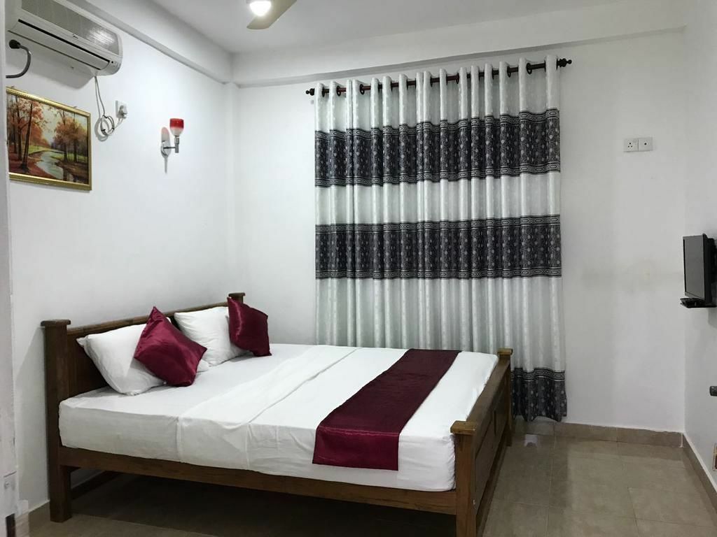 Hotel Mahaweli Spring Sirimalwatta Zewnętrze zdjęcie